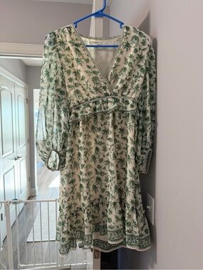Max Studio Cream and Green Floral V-Neck Tiered Dress
